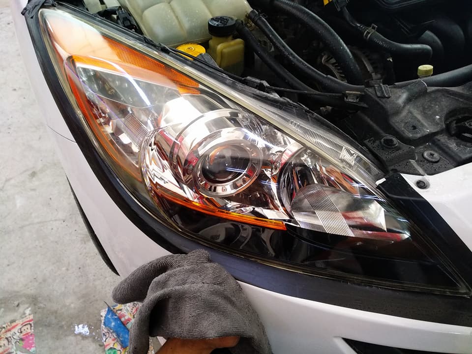 Headlight Restoration (After) - Click Image to Close